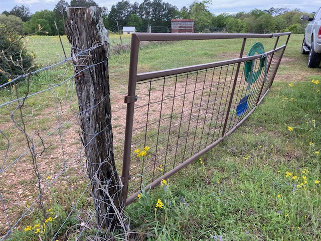 Old gate needs replaced in Winchester, TX, BILLS BARN LA GRANGE, LA GRANGE, FAYETTE COUNTY, TEXAS, 78945, Texas Ranch Specialist, Round Top Barn Repair, Handyman near me, Handyman near me small jobs, Cheap handyman near me, Licensed and bonded handyman near me, Independent handyman services, craigslist handyman, handywoman, Handyperson, handyman hardware, woodworker, carpenter, general contractor, custom home builder, construction company, one of a kind